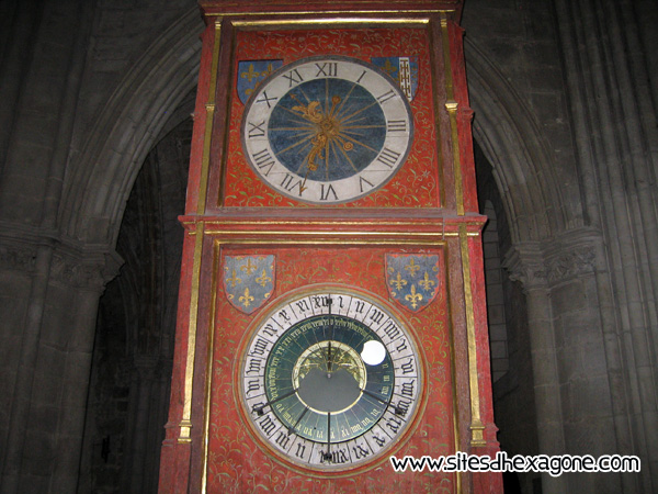 Photo 4 : La pendule astronomique de la cathédrale de Bourges